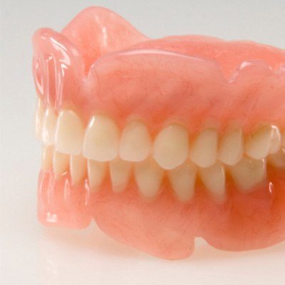 image of a prosthetic set of teeth